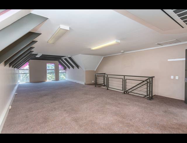 BEDROOM SECTIONAL TITLE FOR SALE IN GOODWOOD CENTRAL